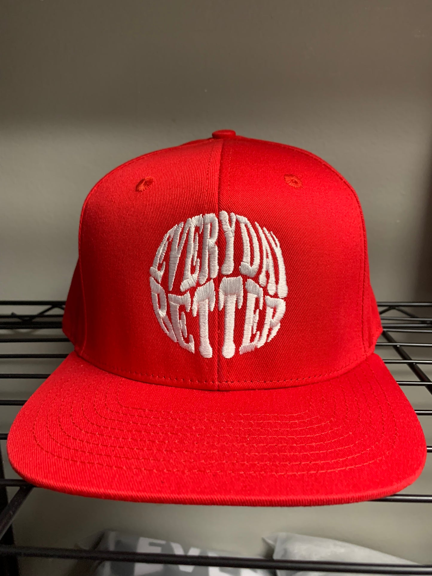 RED CIRCLE LOGO SNAPBACK HAT