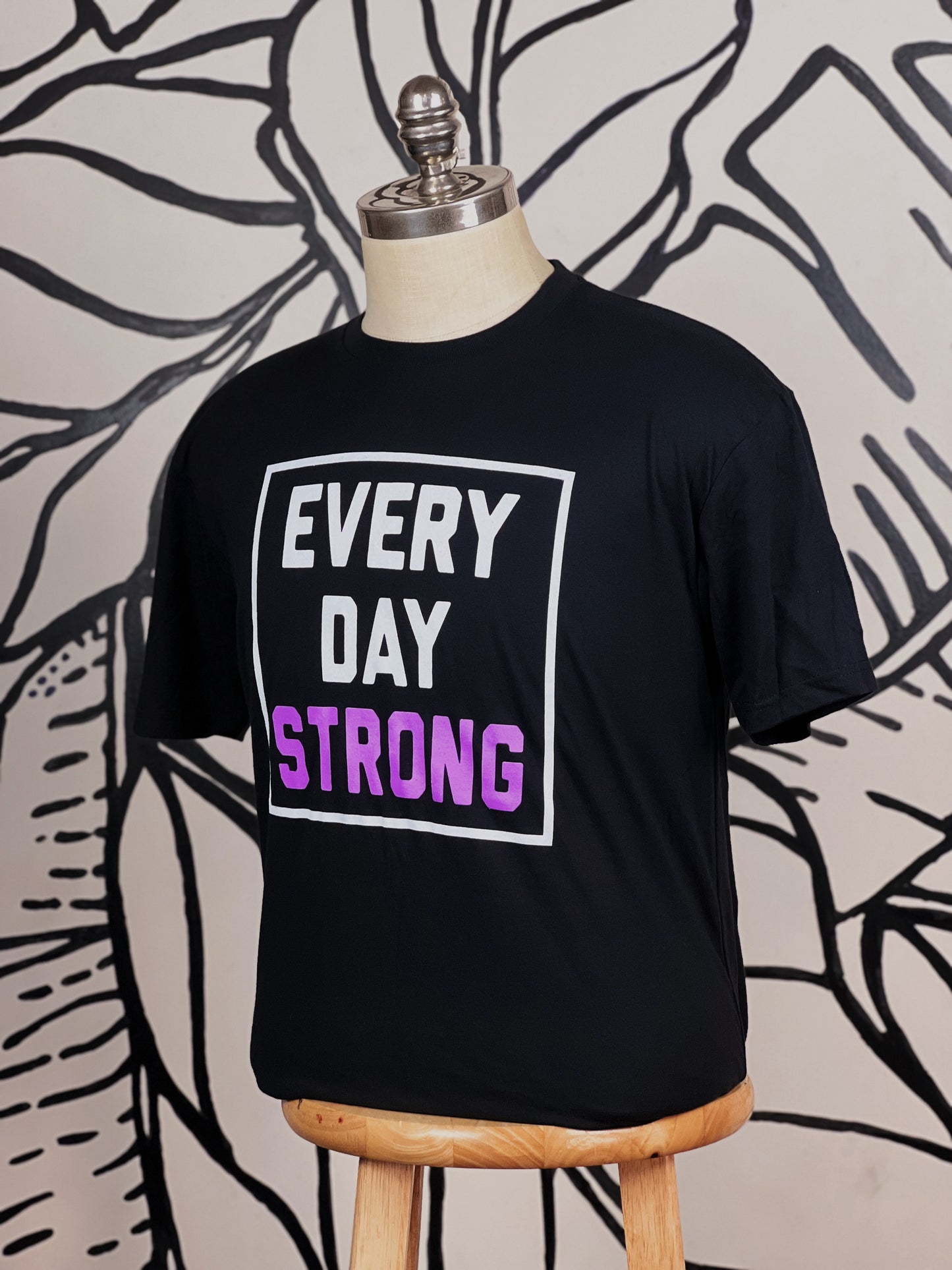 Every Day STRONG TEE ( lavender )