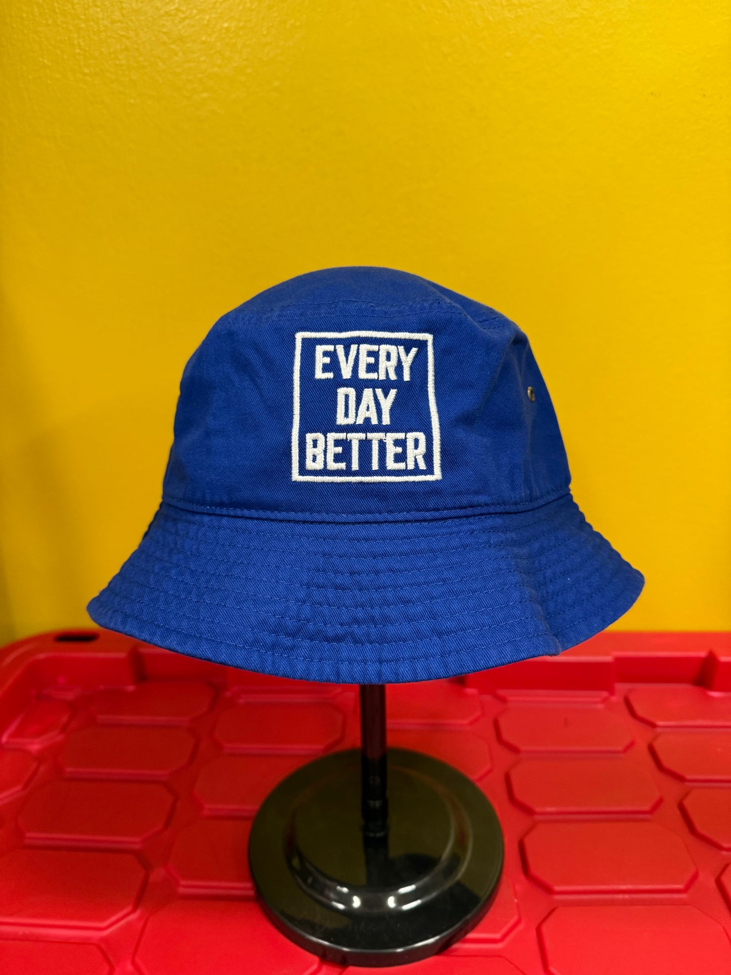 BUCKET HATS ( Box logo )