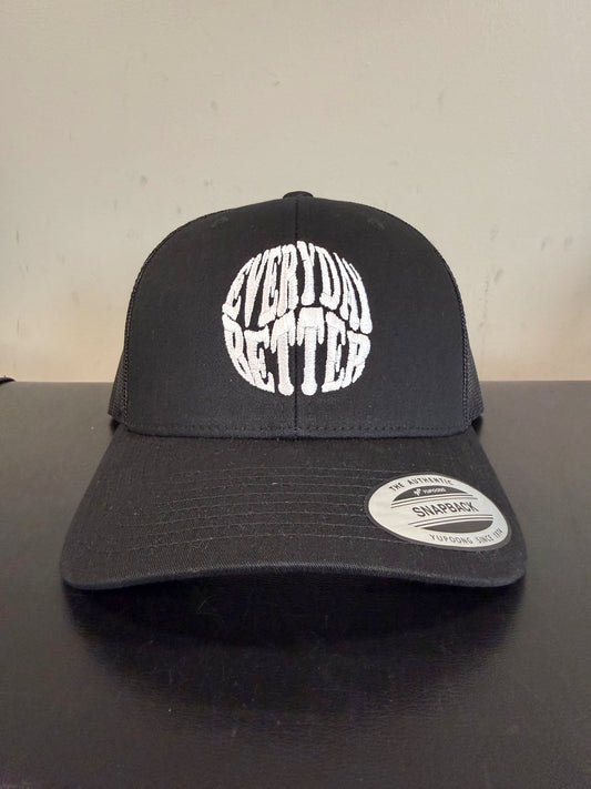 UH - BLACK CIRCLE LOGO curved trucker  HAT